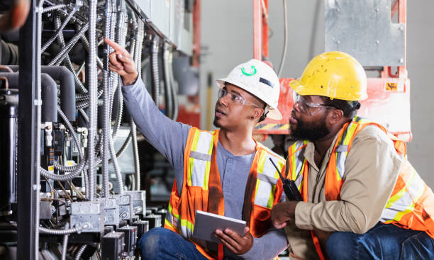 Best Electrical Contractors for Businesses  in Brewton, AL